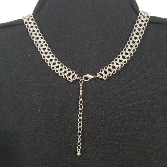 Sparkly Choker Necklace with Iridescent Crystals and Other Shiny Things. - Picture 5 of 9